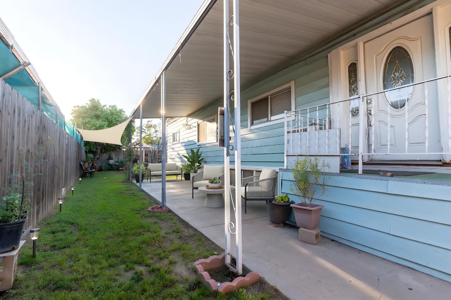 2533 W McKinley Ave #4, Fresno, CA 93728