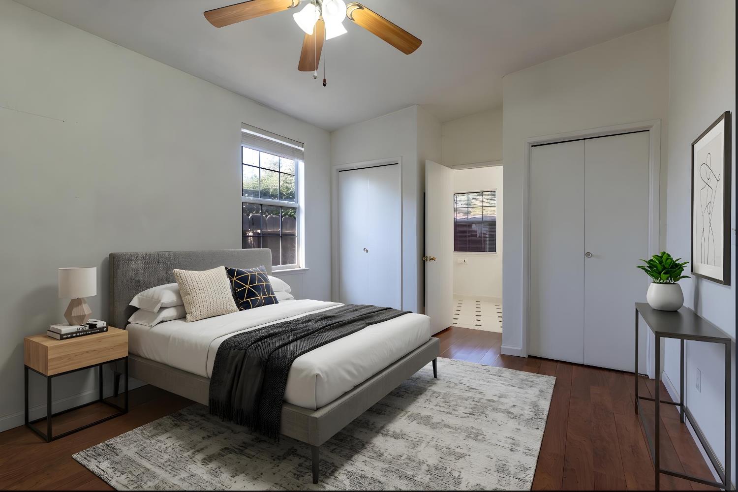 2631 W Royal Oaks Dr, Visalia, CA 93277