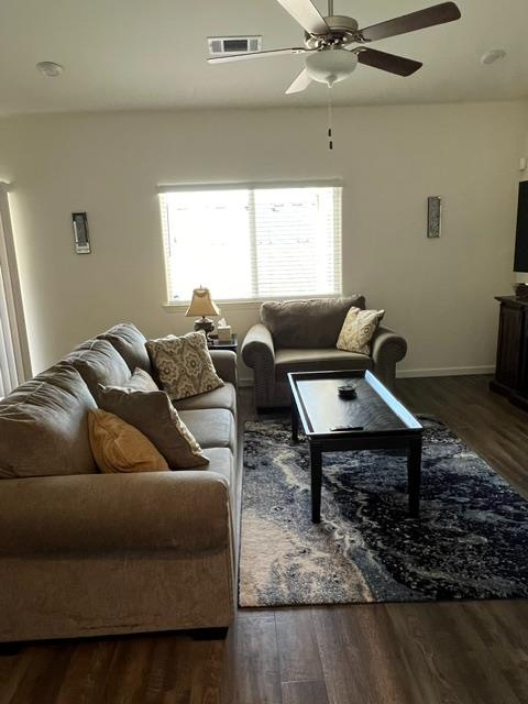 1108 Ventura, Avenal, CA 93204