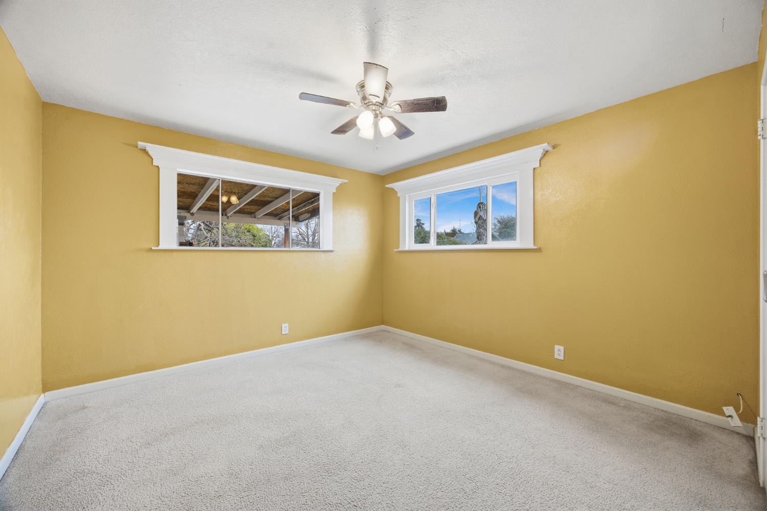 683 N Villa Ave, Dinuba, CA 93618