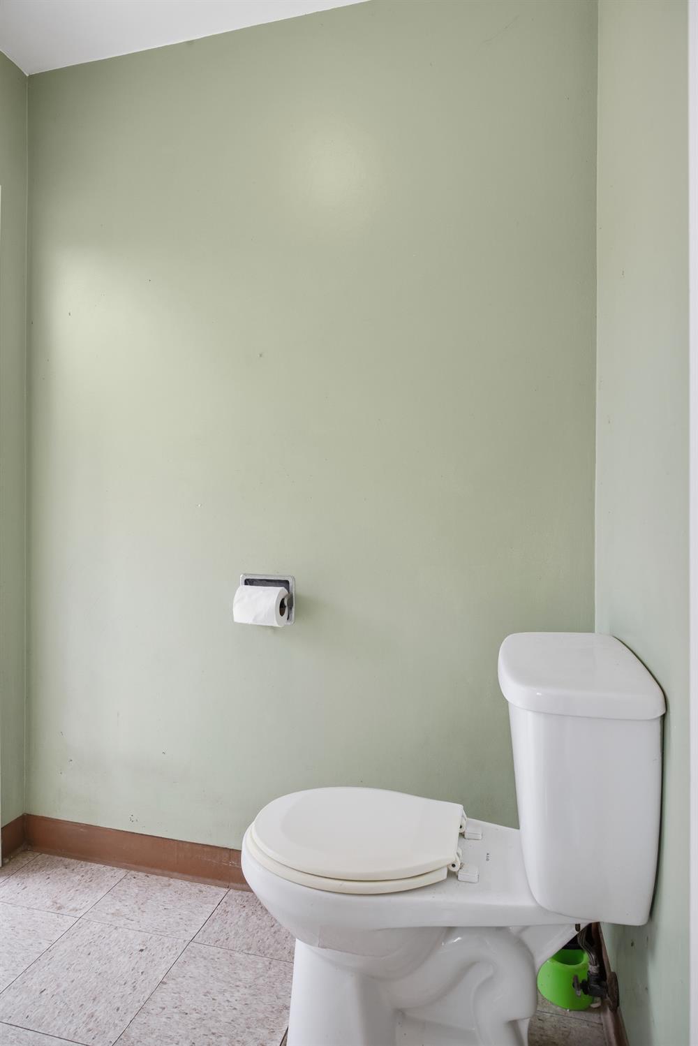 683 N Villa Ave, Dinuba, CA 93618