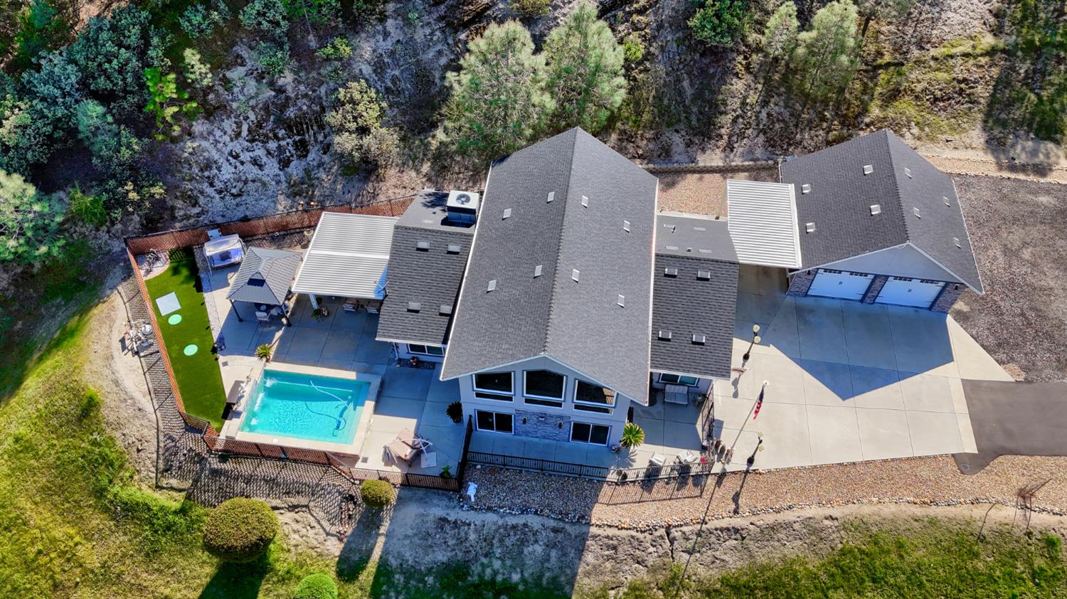 42038 Empty Creek, Oakhurst, CA 93644