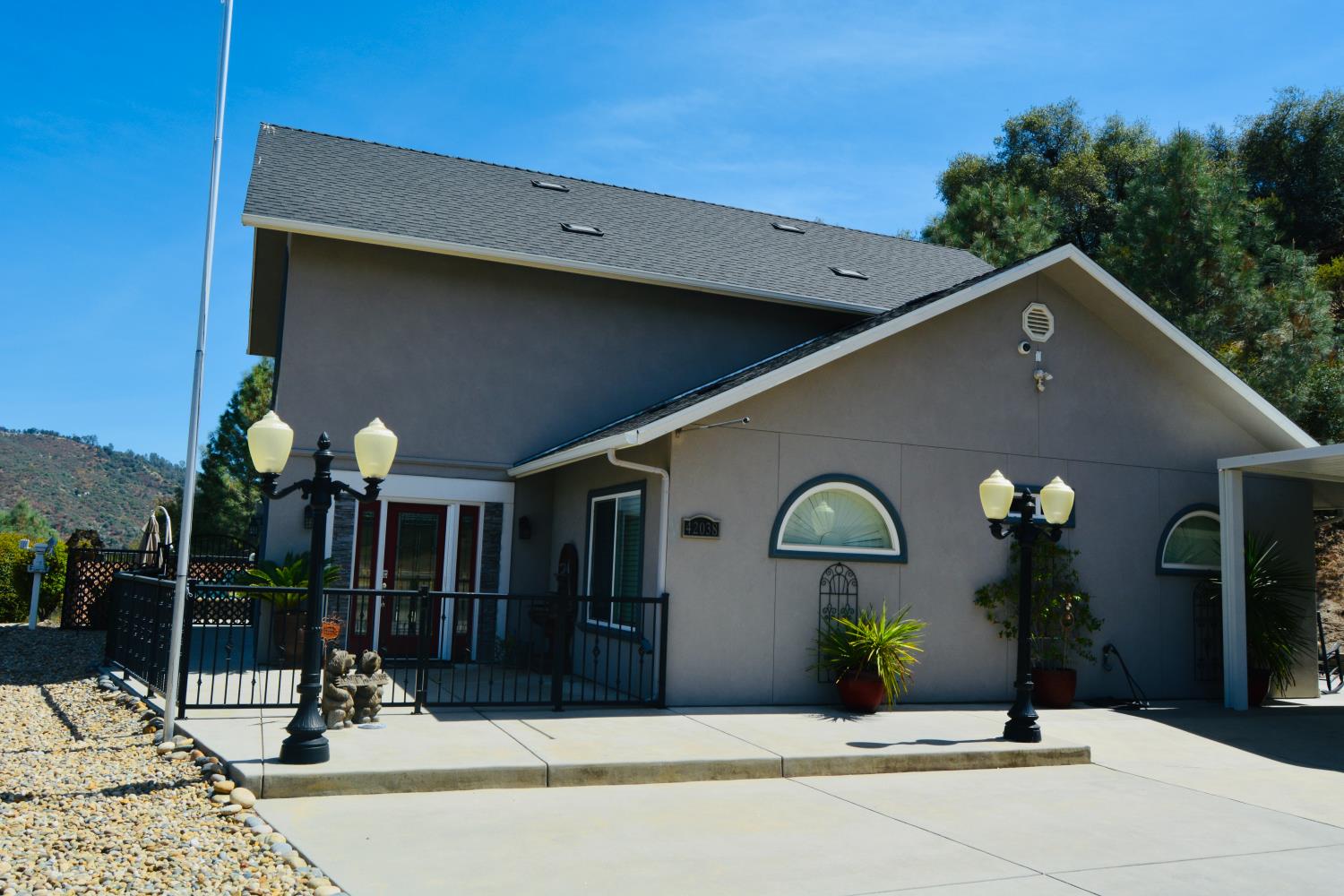 42038 Empty Creek, Oakhurst, CA 93644