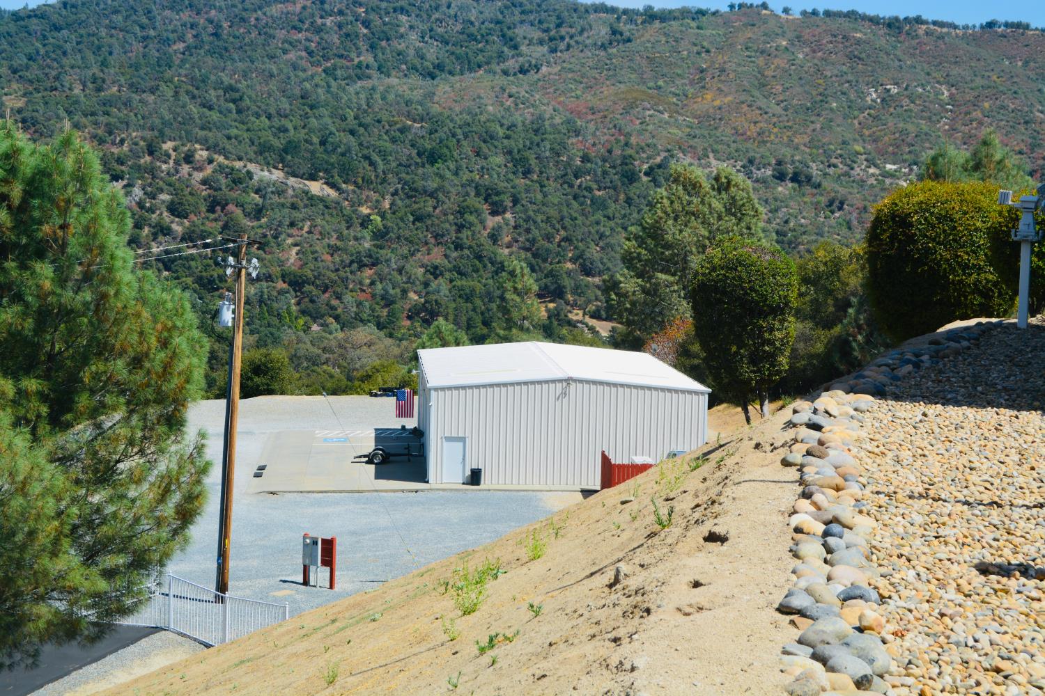 42038 Empty Creek, Oakhurst, CA 93644