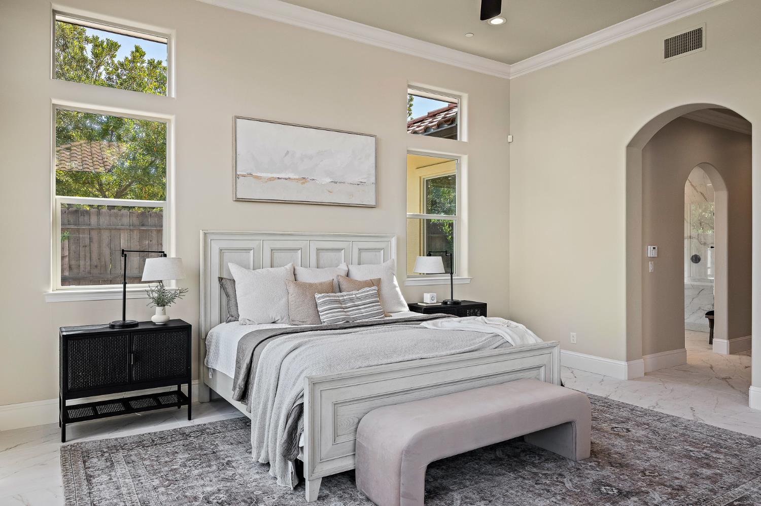 4748 W Alluvial Ave, Fresno, CA 93722