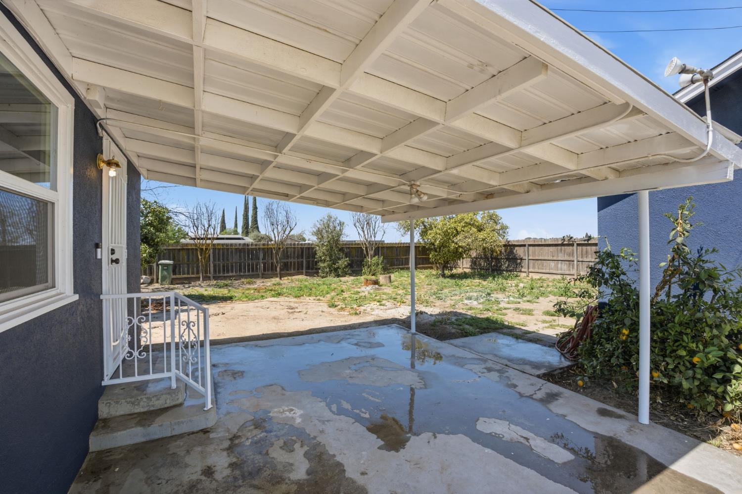 112 E Jefferson Ave, Fresno, CA 93706