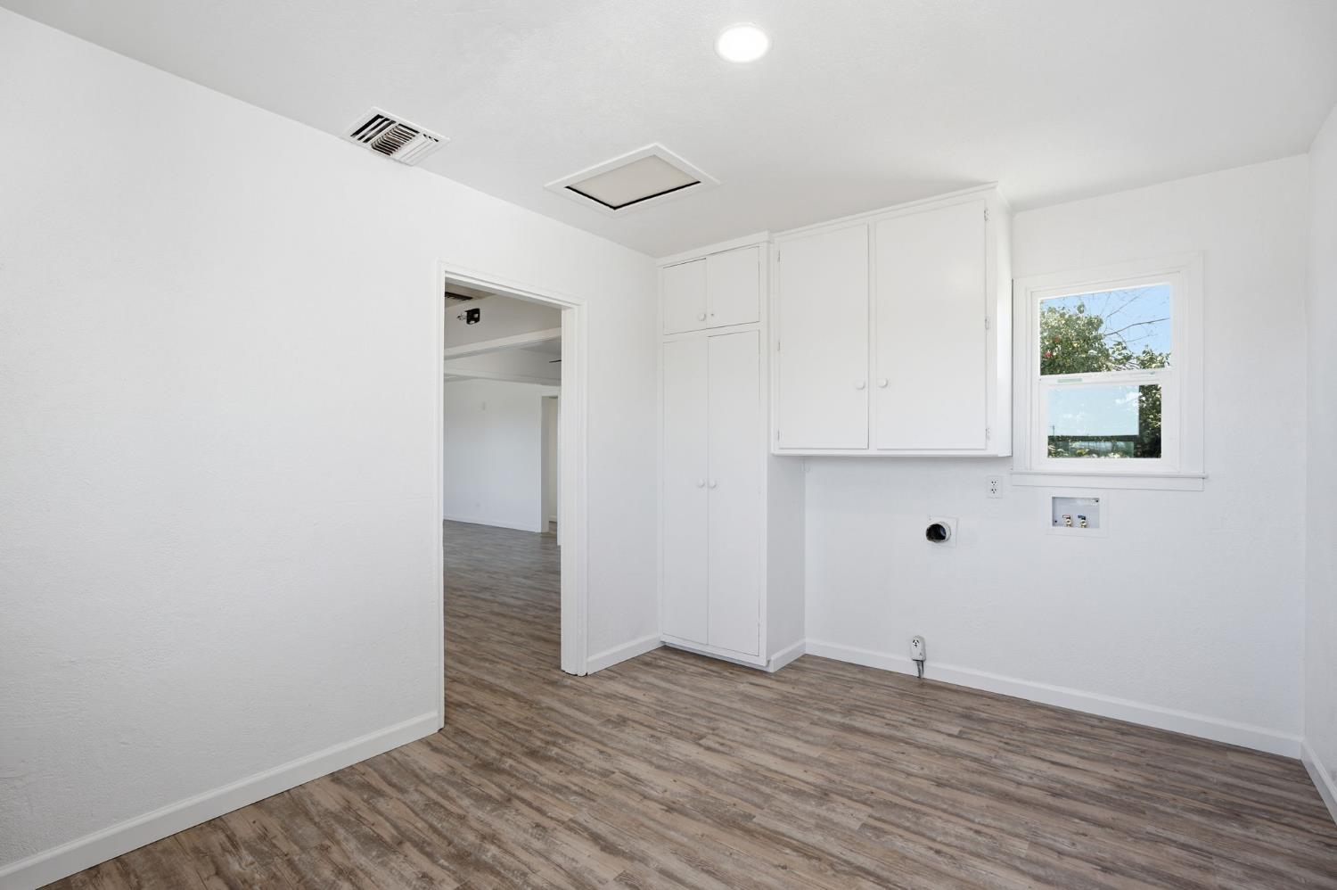 112 E Jefferson Ave, Fresno, CA 93706