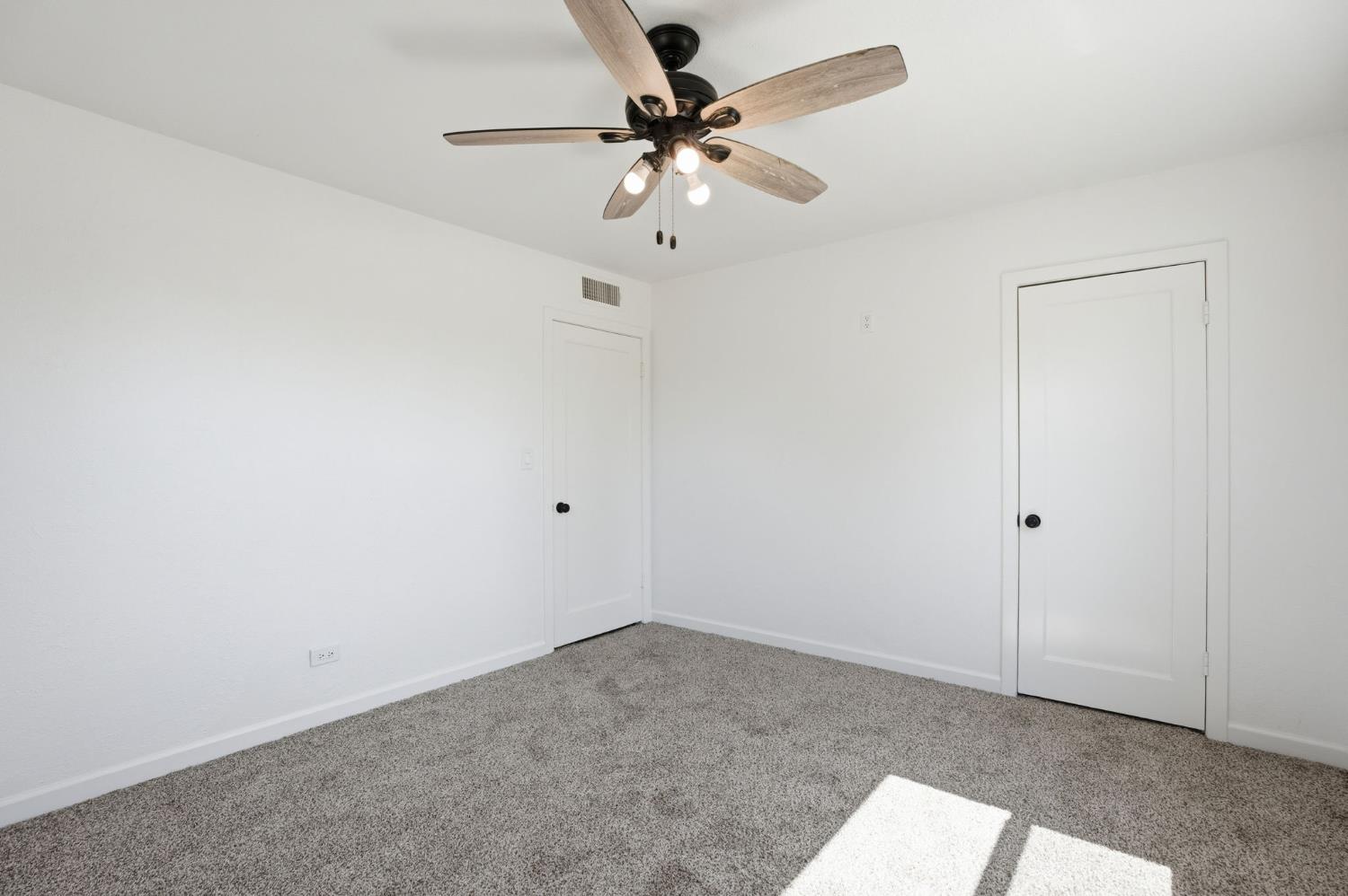 112 E Jefferson Ave, Fresno, CA 93706