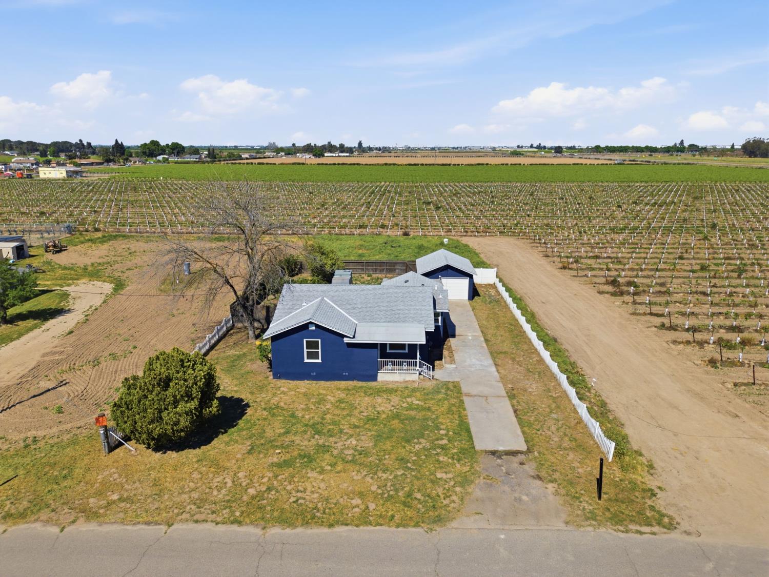 112 E Jefferson Ave, Fresno, CA 93706