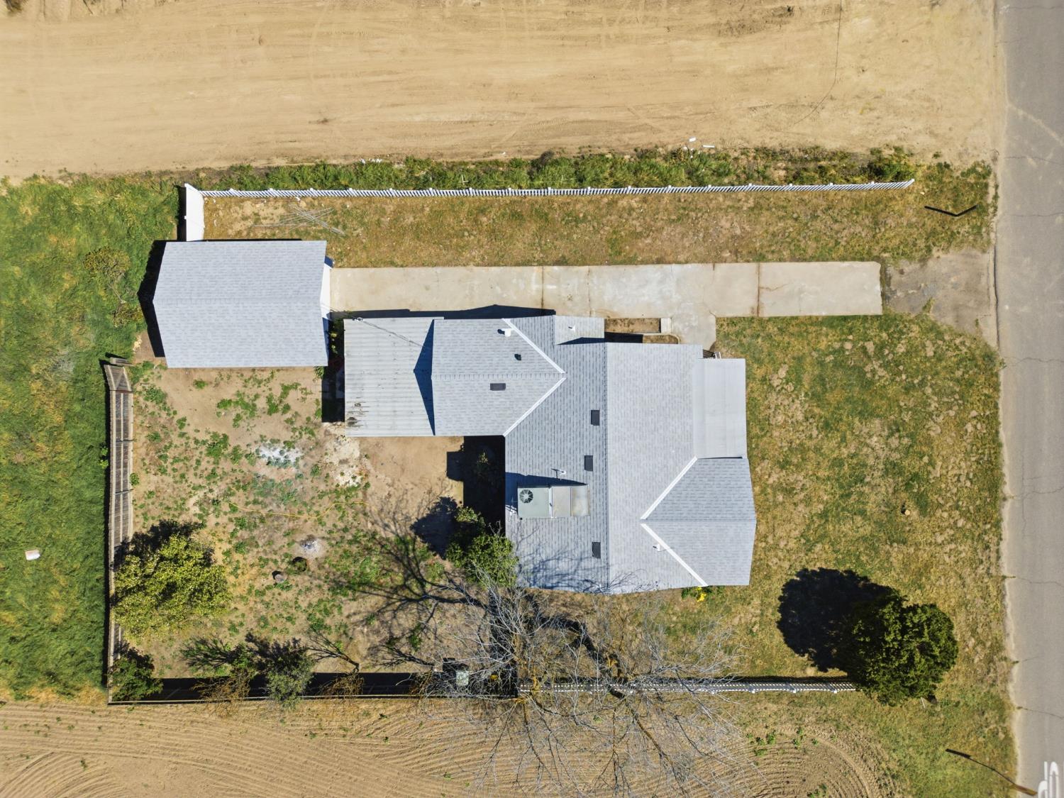 112 E Jefferson Ave, Fresno, CA 93706