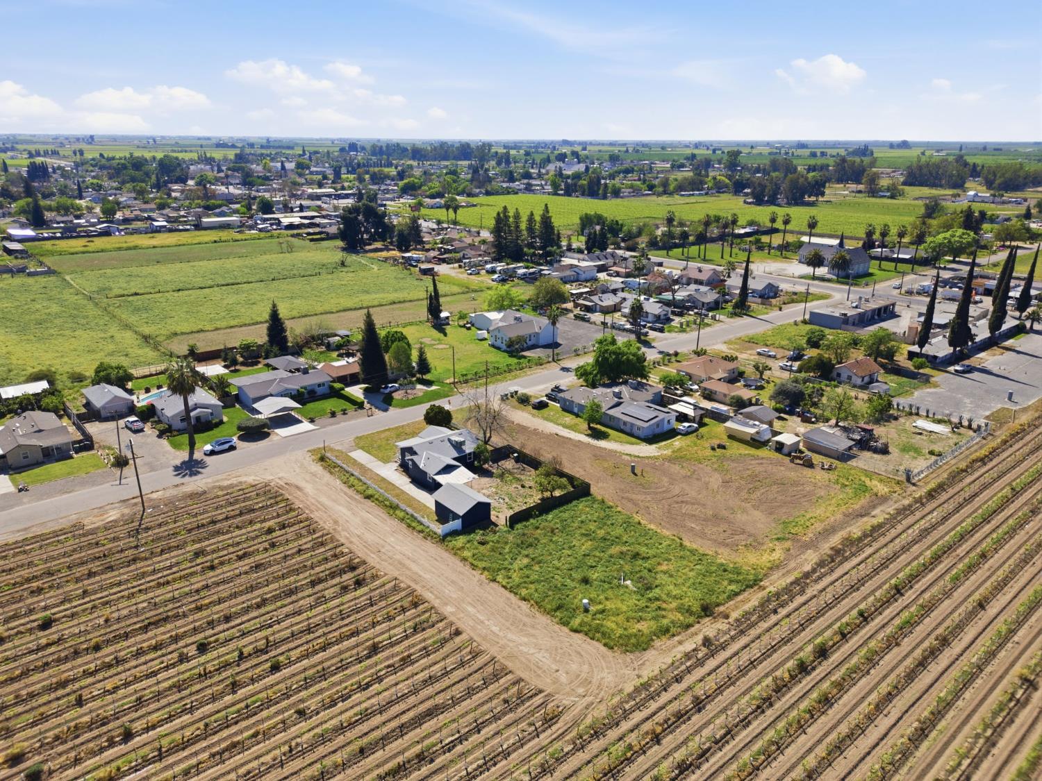 112 E Jefferson Ave, Fresno, CA 93706