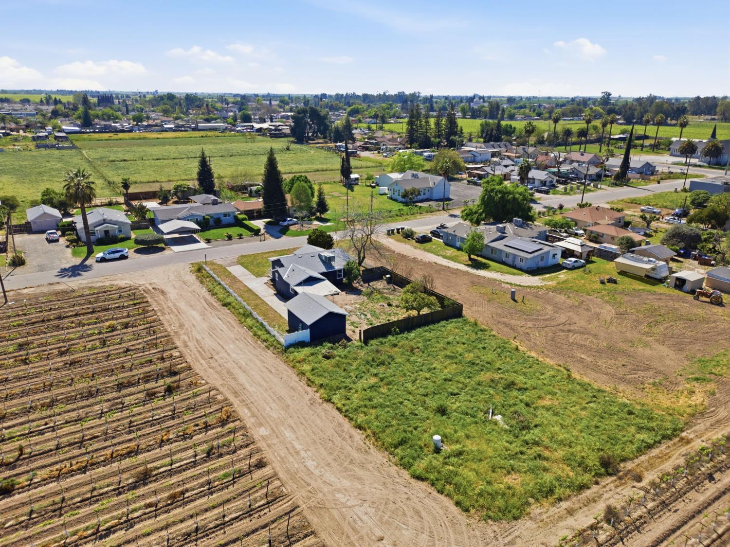 112 E Jefferson Ave, Fresno, CA 93706