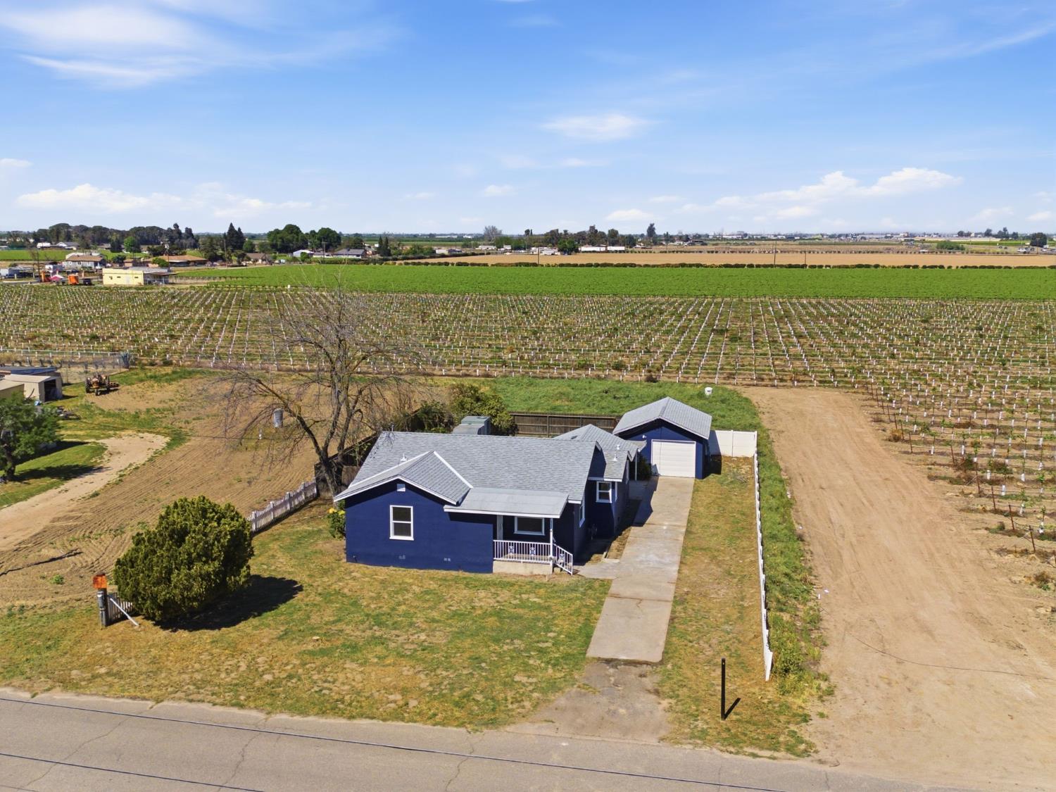 112 E Jefferson Ave, Fresno, CA 93706