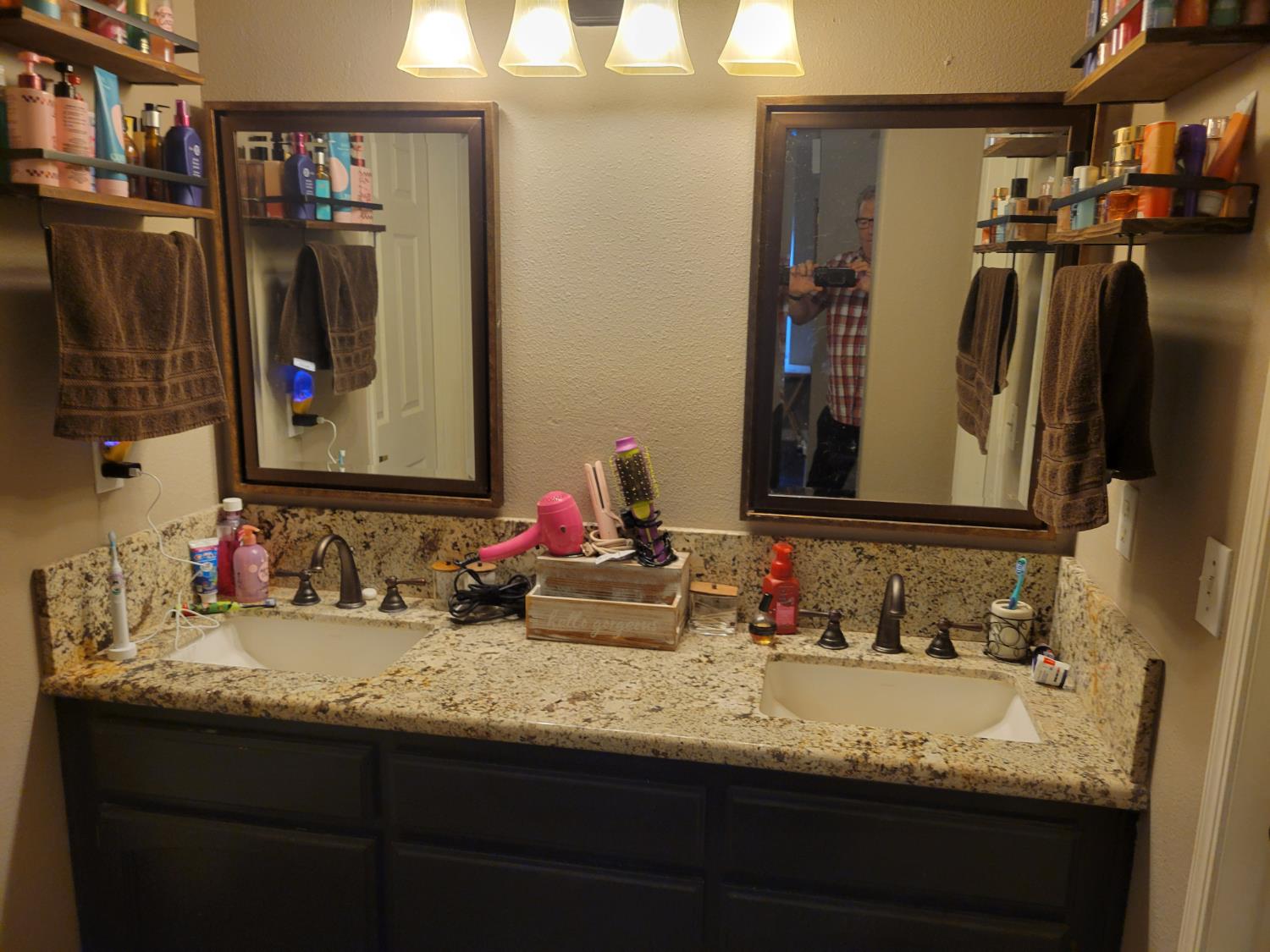 3188 Winter Way, Madera, CA 93637