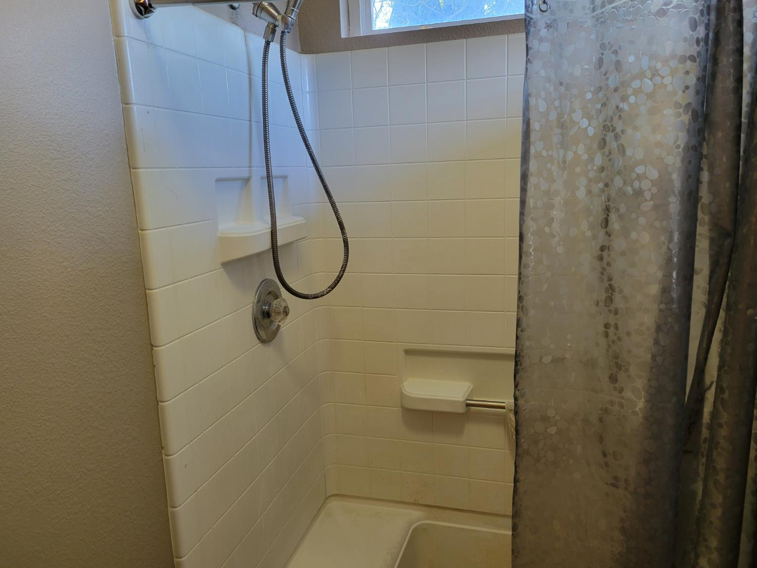 3188 Winter Way, Madera, CA 93637