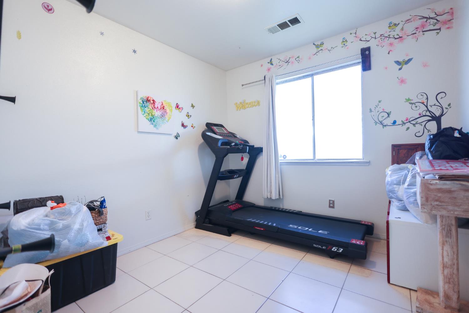 1686 Souza St, Orange Cove, CA 93646