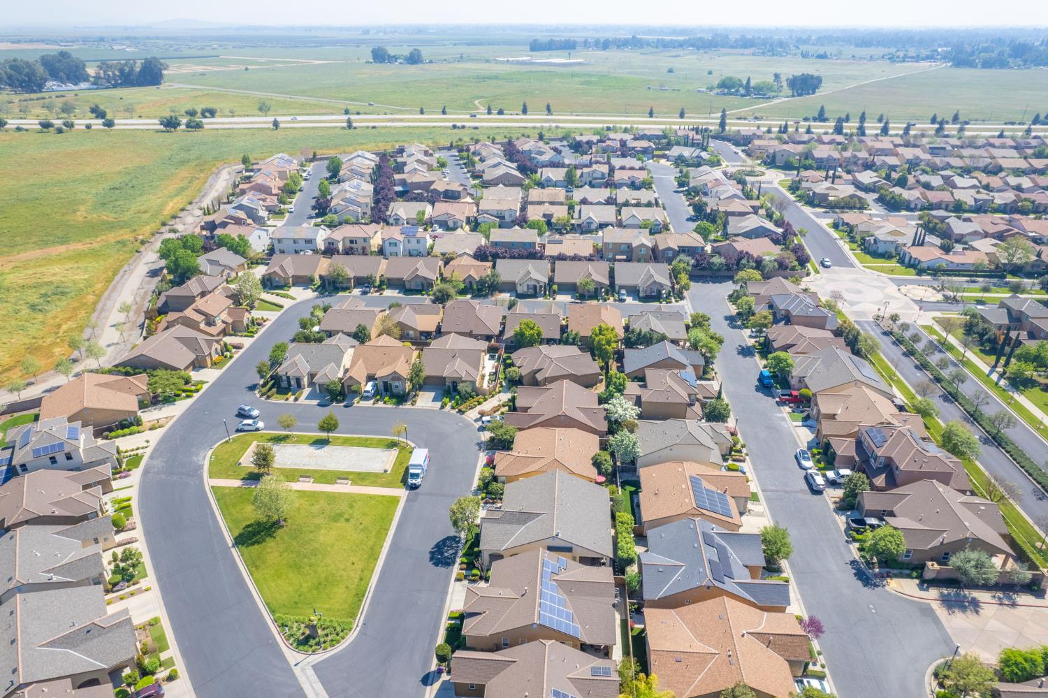 4226 Serena Ln, Clovis, CA 93619