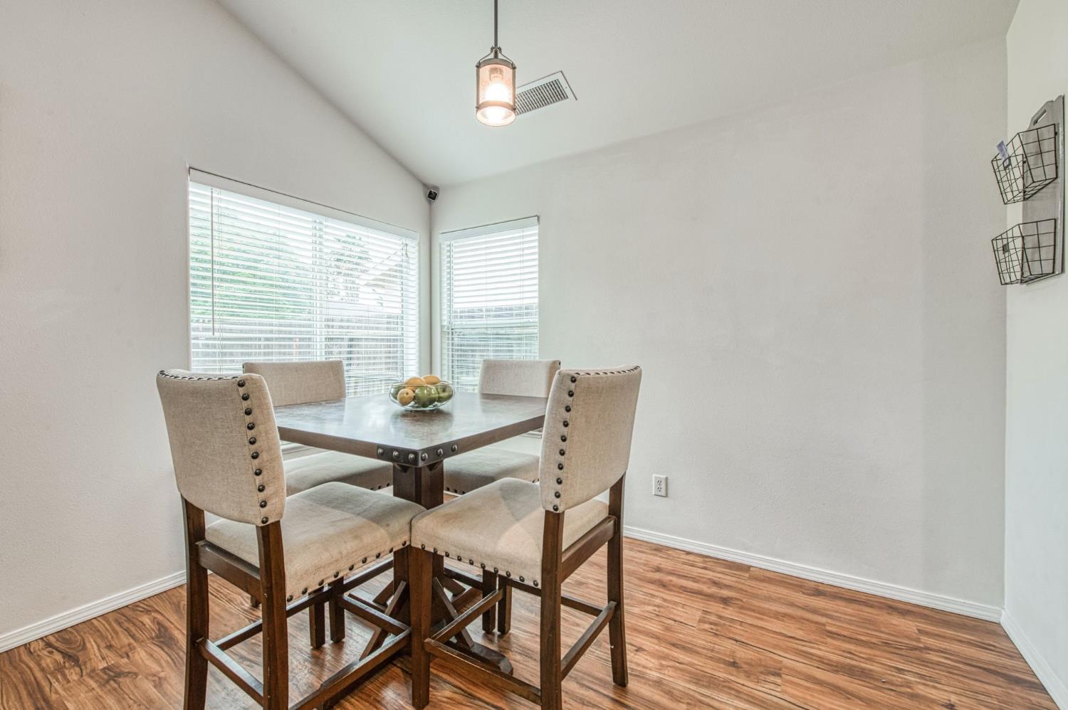 2658 Santa Ana Ave, Clovis, CA 93611