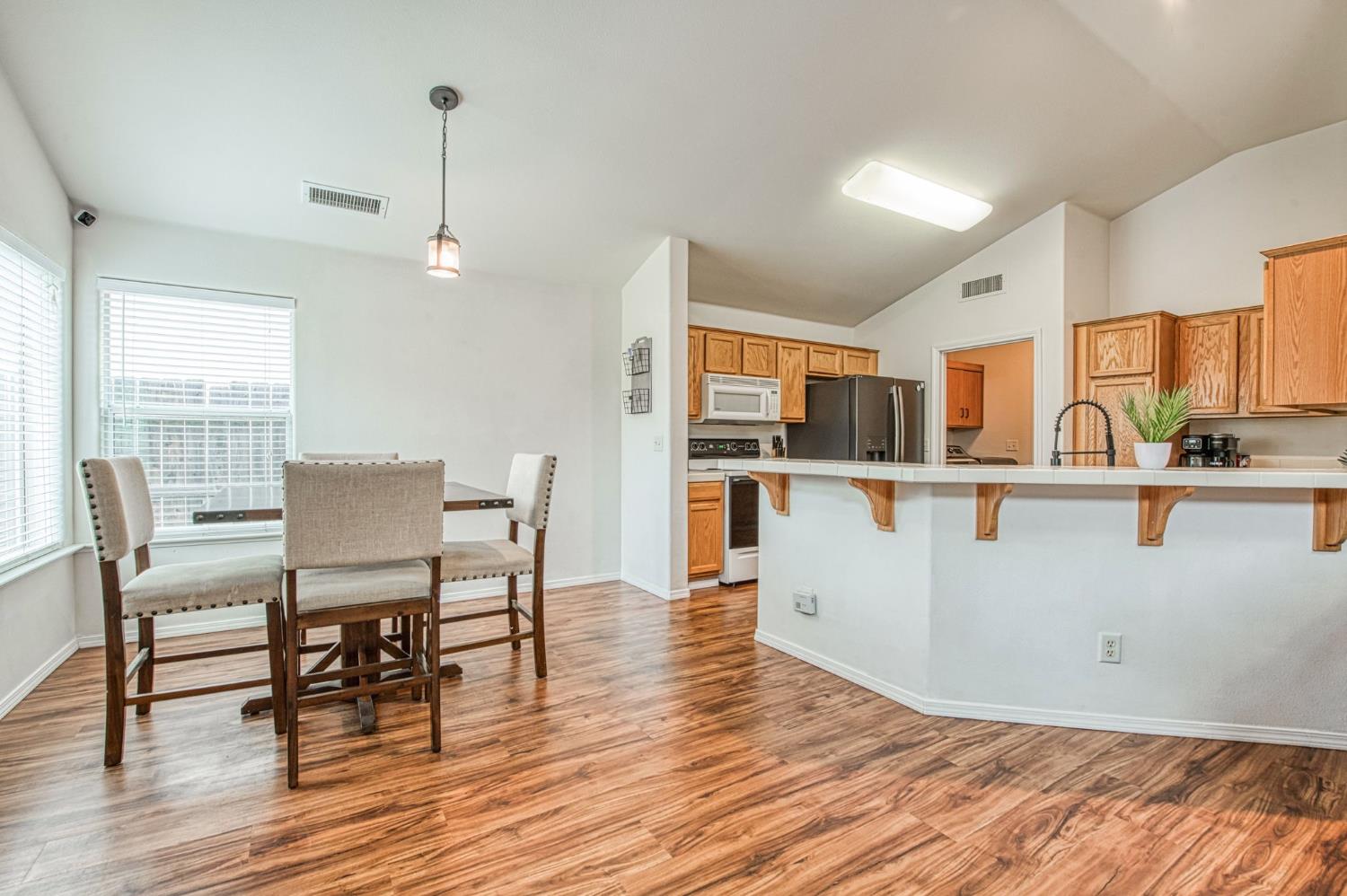 2658 Santa Ana Ave, Clovis, CA 93611