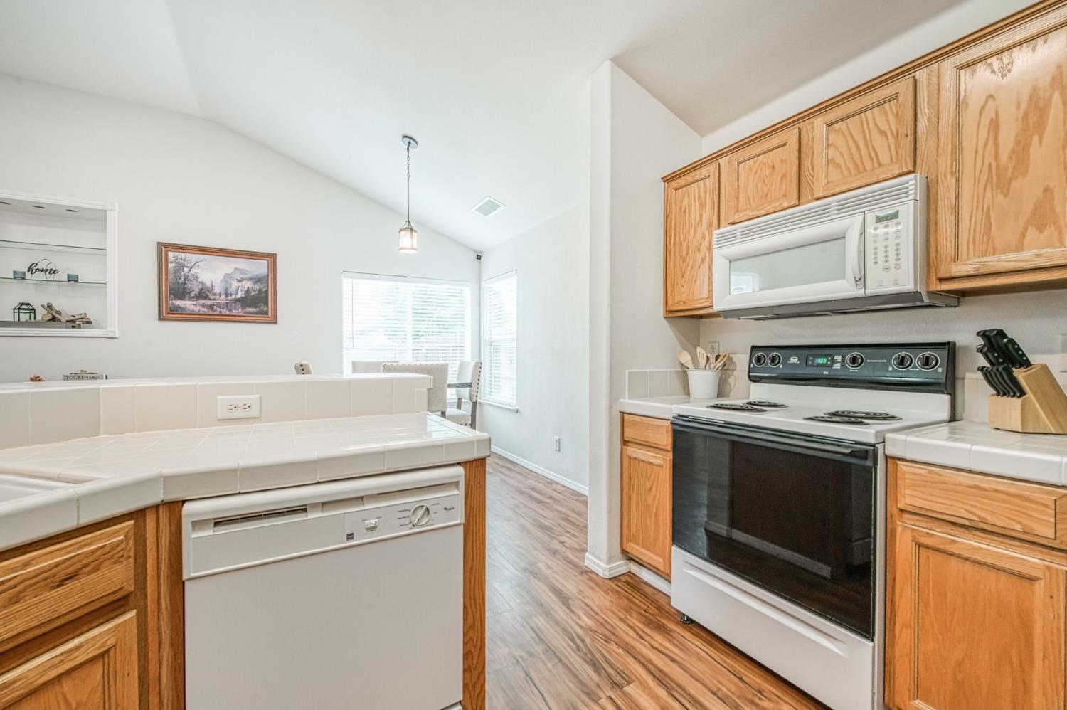 2658 Santa Ana Ave, Clovis, CA 93611