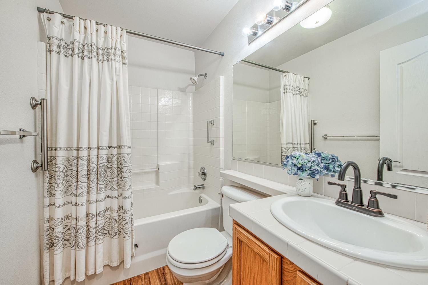 2658 Santa Ana Ave, Clovis, CA 93611