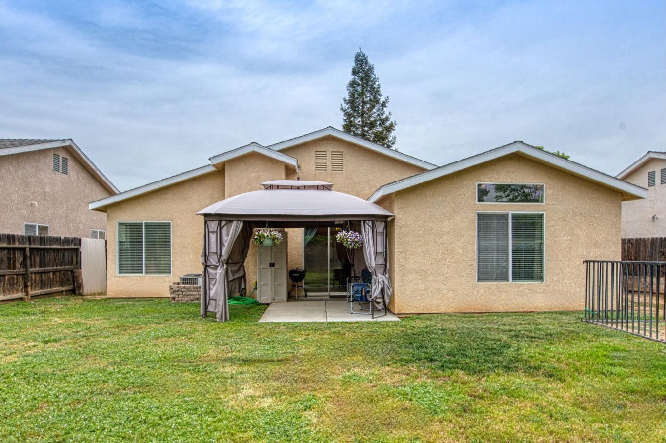 2658 Santa Ana Ave, Clovis, CA 93611
