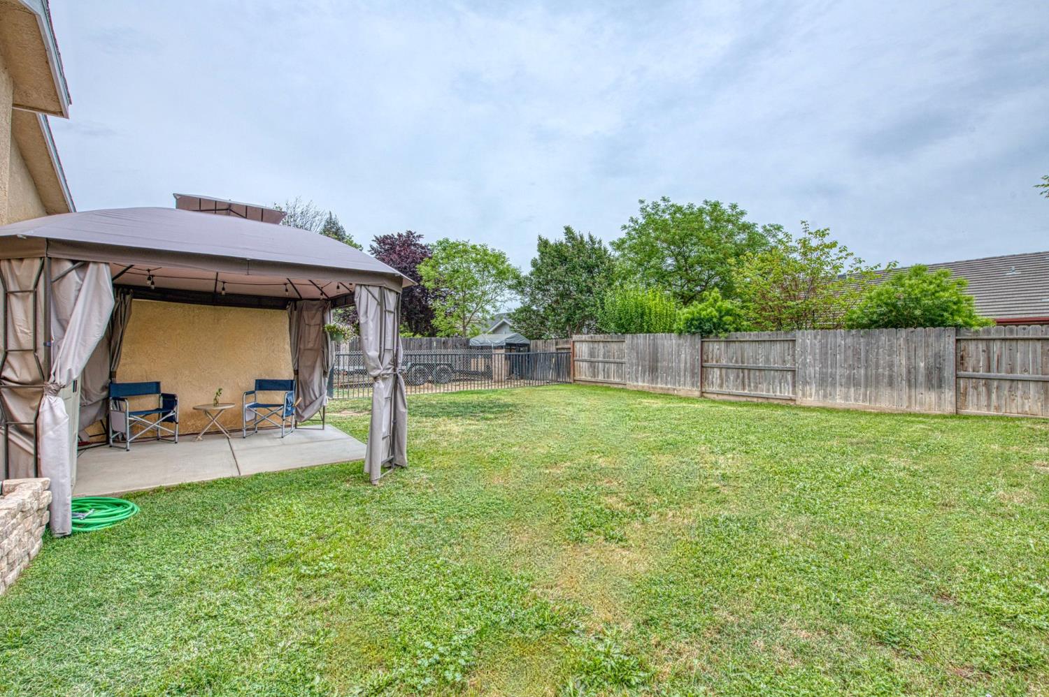 2658 Santa Ana Ave, Clovis, CA 93611