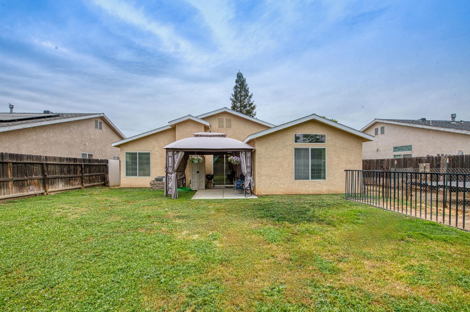 2658 Santa Ana Ave, Clovis, CA 93611