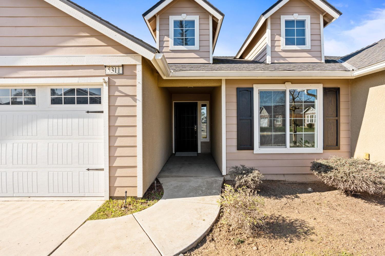 5311 N Tisha Ave, Fresno, CA 93723