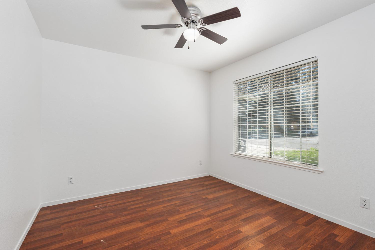 4518 W Escalon Ave, Fresno, CA 93722