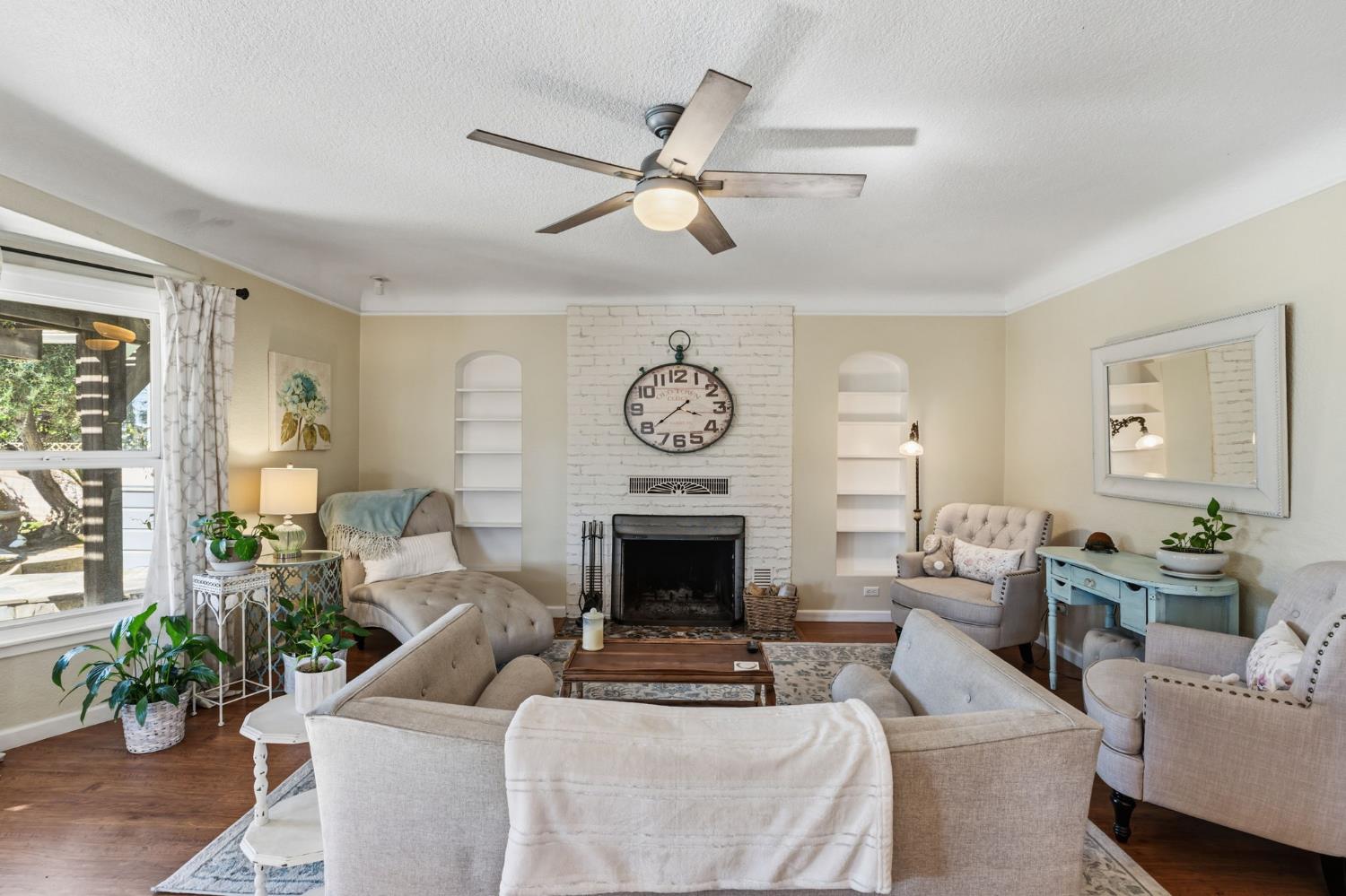 1423 20Th Ave, Kingsburg, CA 93631