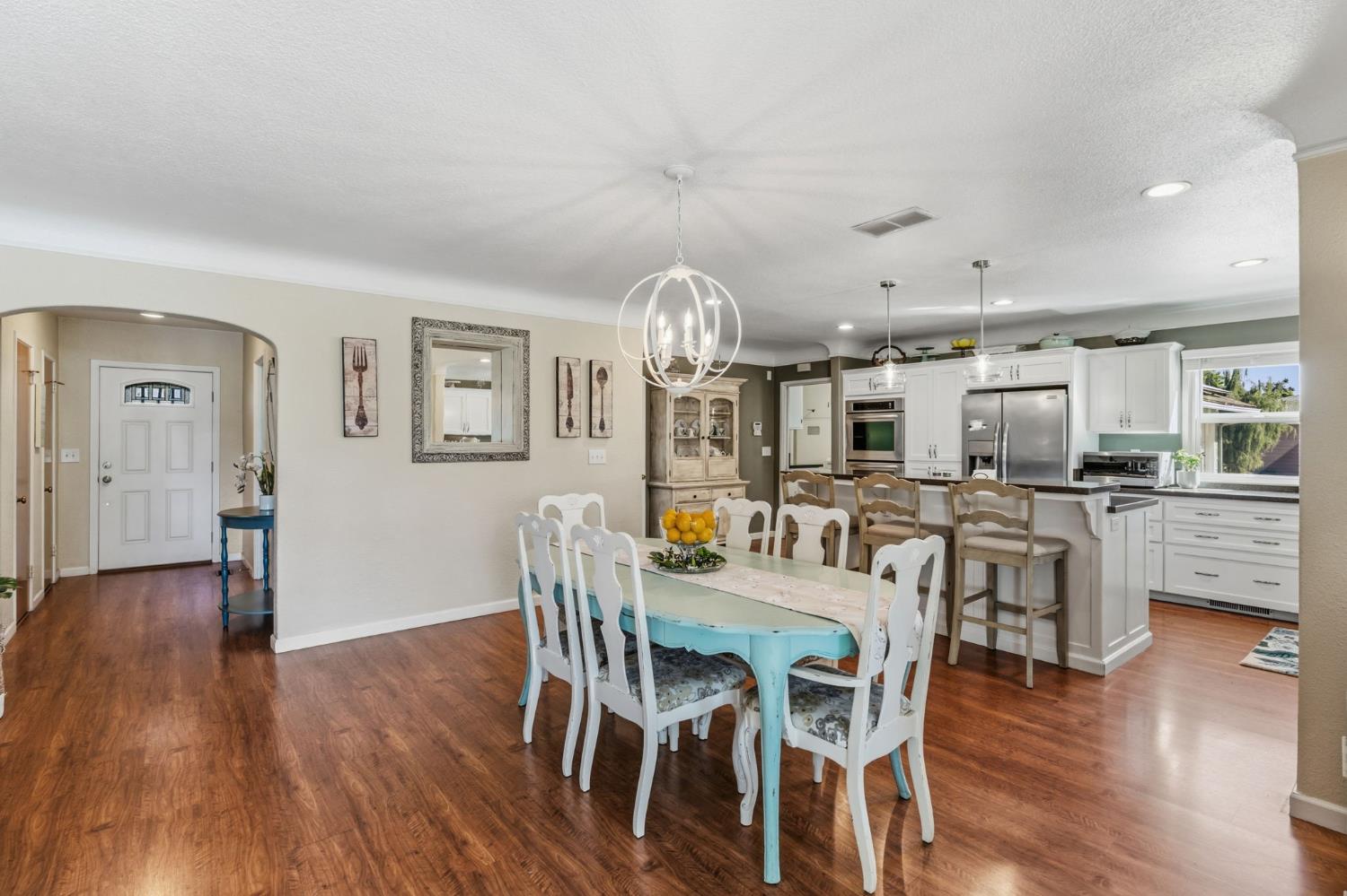 1423 20Th Ave, Kingsburg, CA 93631