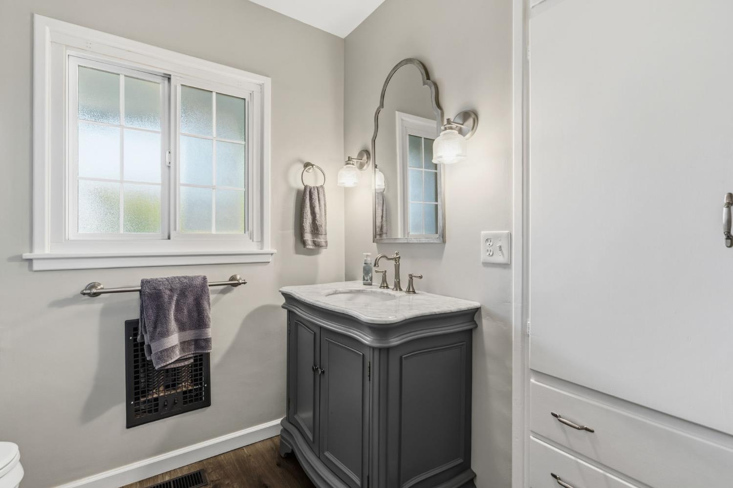 1423 20Th Ave, Kingsburg, CA 93631