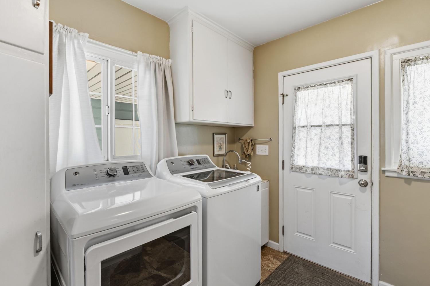 1423 20Th Ave, Kingsburg, CA 93631