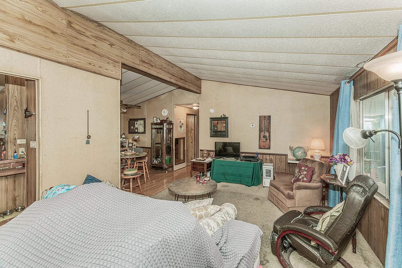 17423 Bluewater Bay Ln, Friant, CA 93626