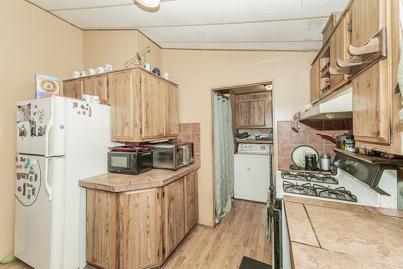 17423 Bluewater Bay Ln, Friant, CA 93626