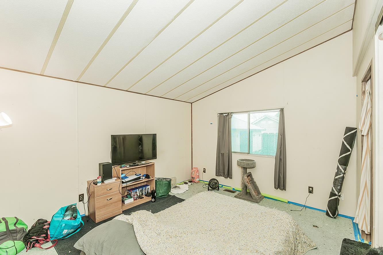 17423 Bluewater Bay Ln, Friant, CA 93626