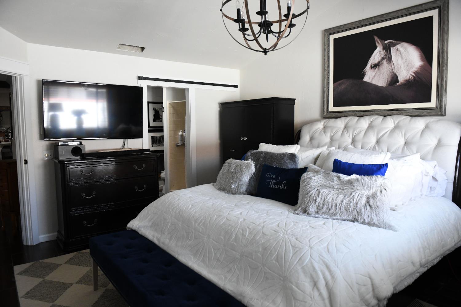 2411 Driftwood, Madera, CA 93637