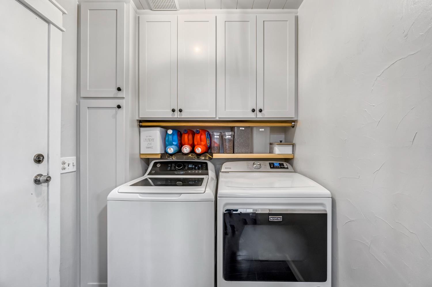 2411 Driftwood, Madera, CA 93637