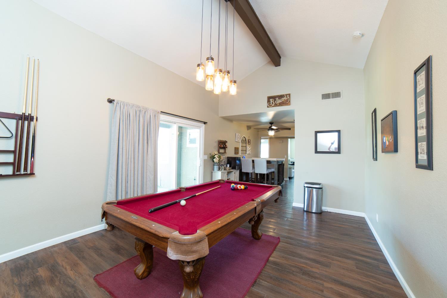 5438 W Sample Ave, Fresno, CA 93722