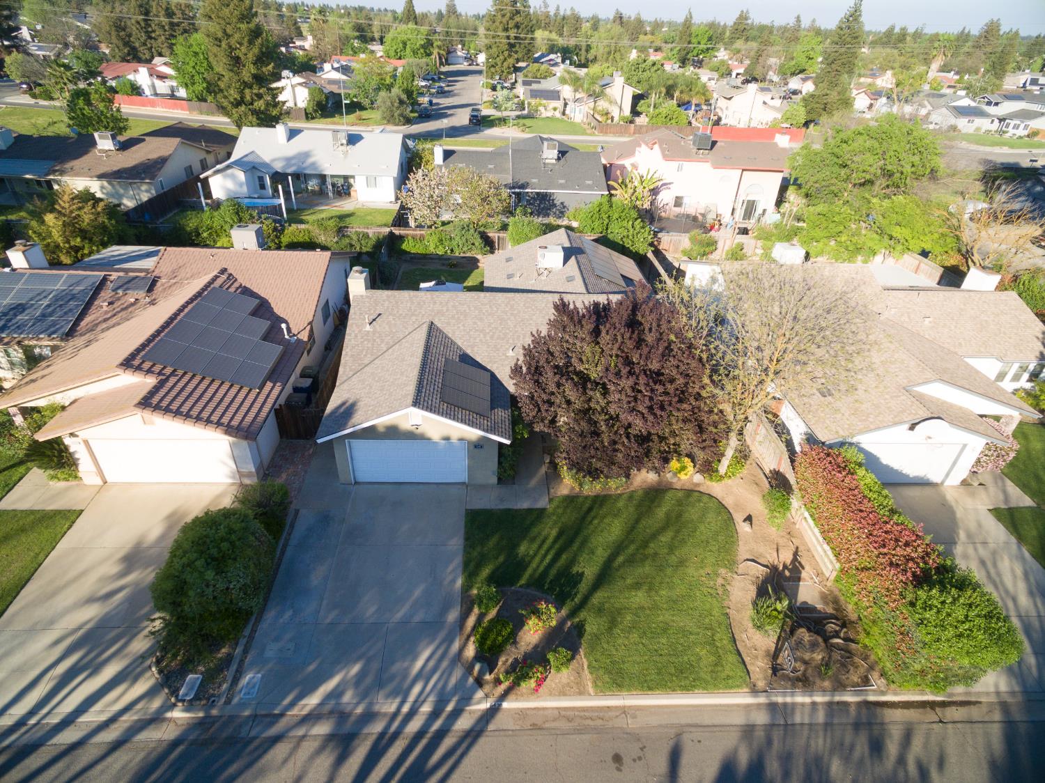 5438 W Sample Ave, Fresno, CA 93722