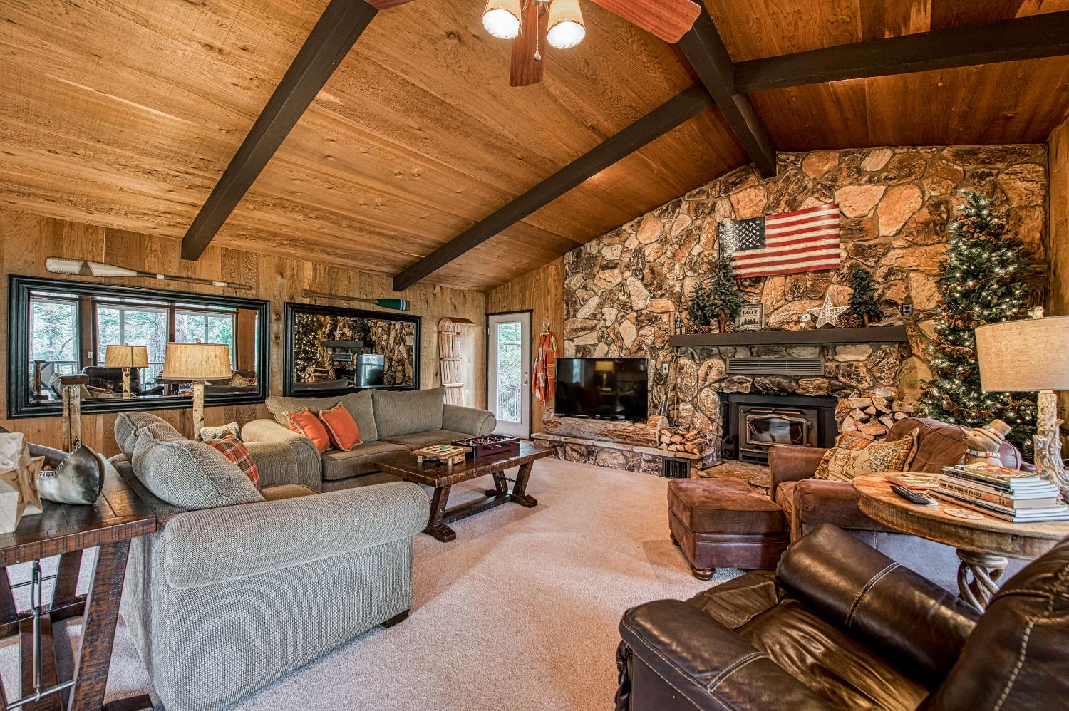 44261 Shaver Lake Rd, Shaver Lake, CA 93664