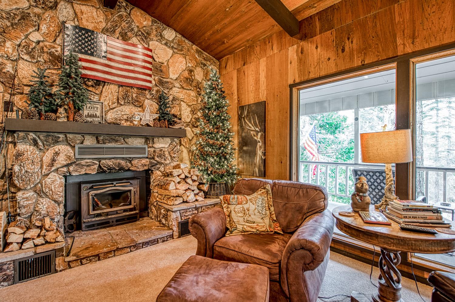 44261 Shaver Lake Rd, Shaver Lake, CA 93664