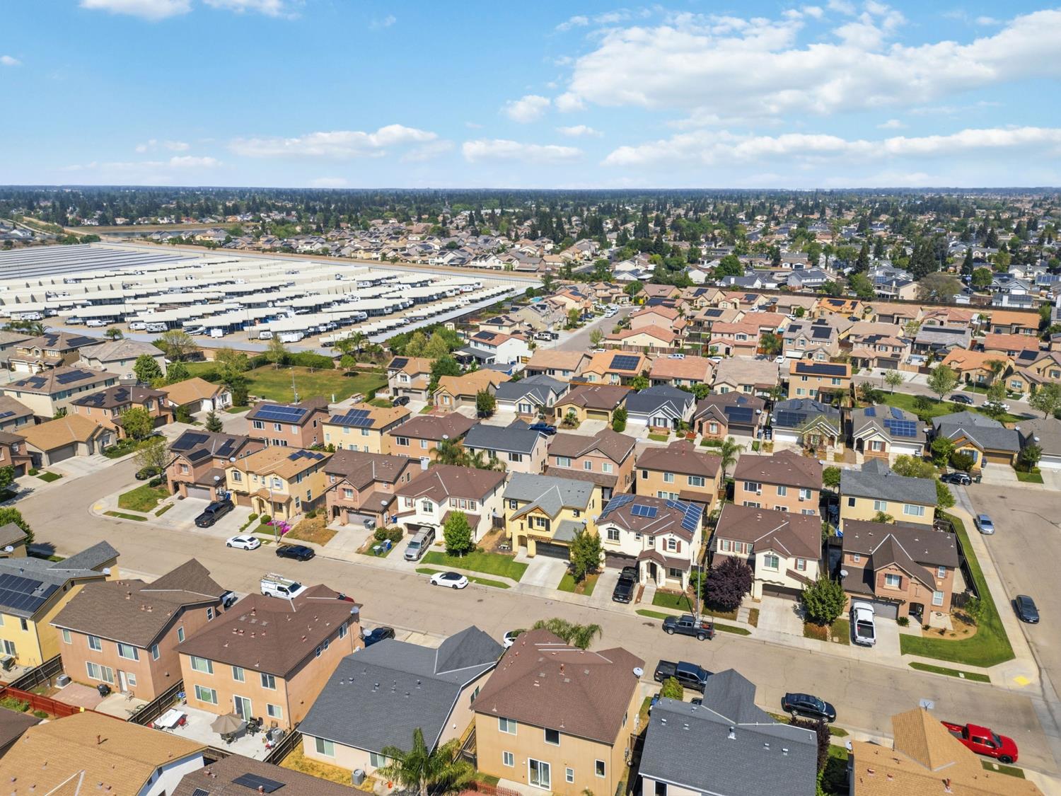 7374 E Giavanna Ave, Fresno, CA 93737