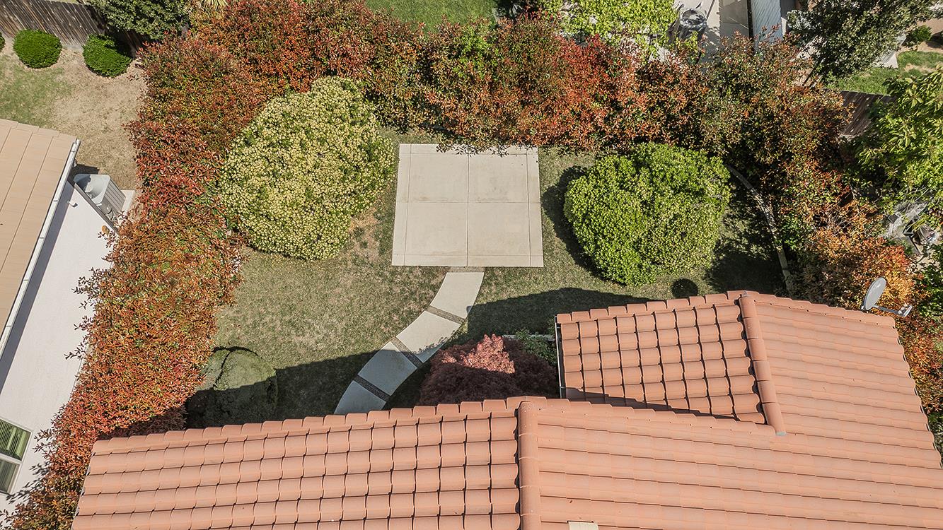 1924 E Via Fiore Ave, Fresno, CA 93730