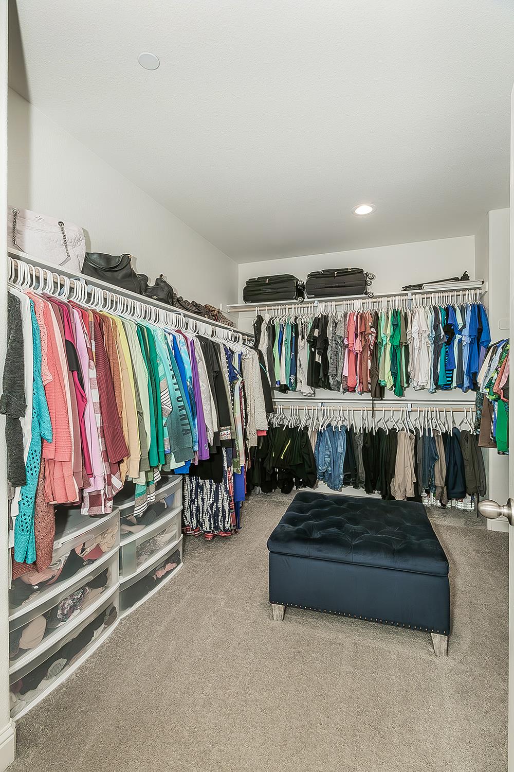 877 Treasure Hills Dr, Madera, CA 93636