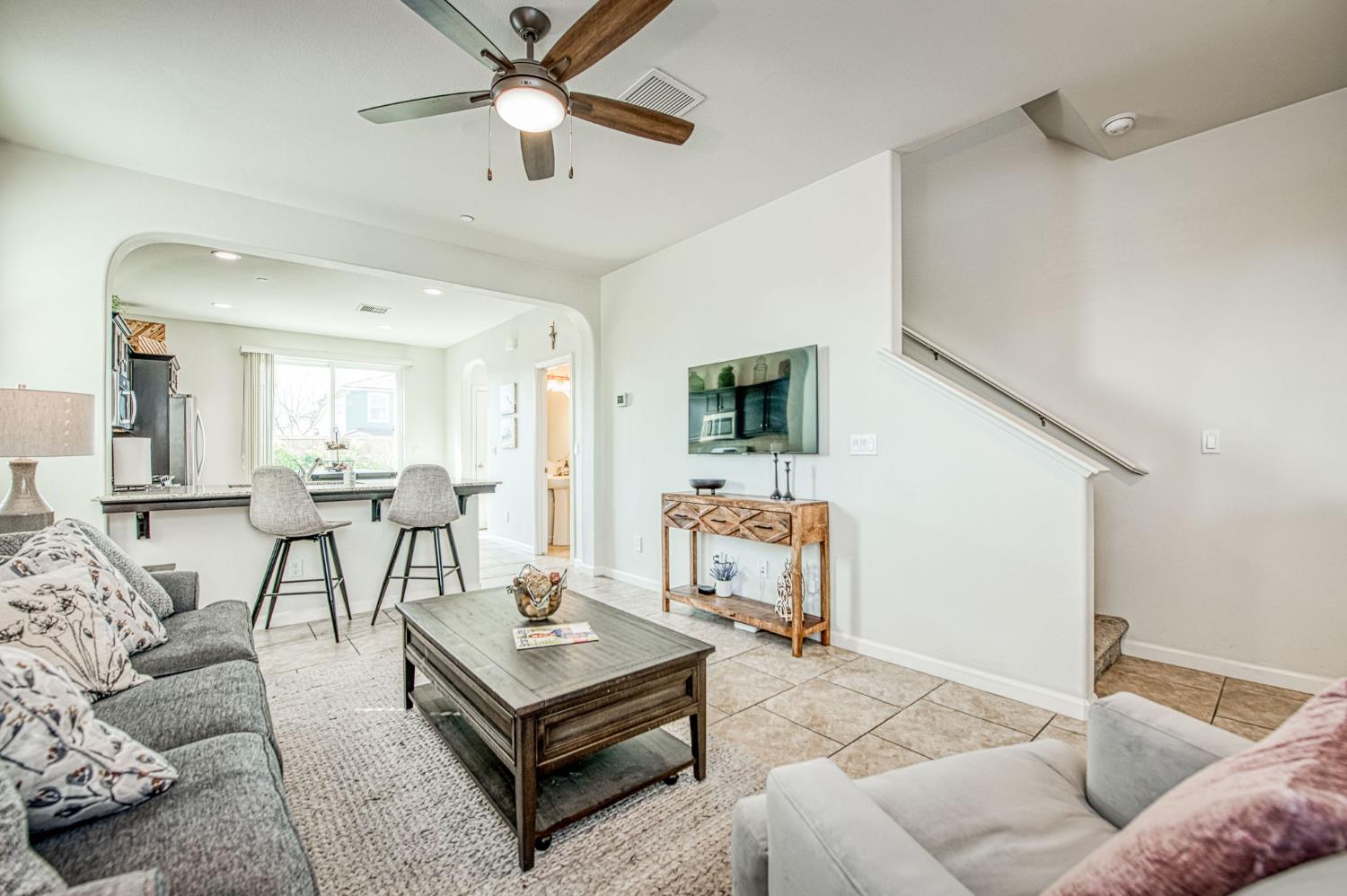 3752 Magnificent Way, Clovis, CA 93619