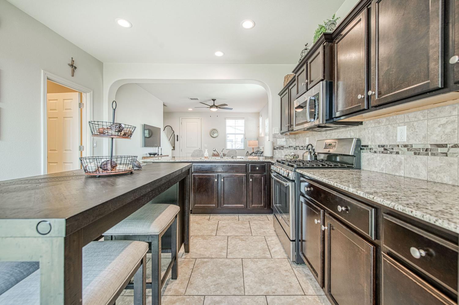 3752 Magnificent Way, Clovis, CA 93619