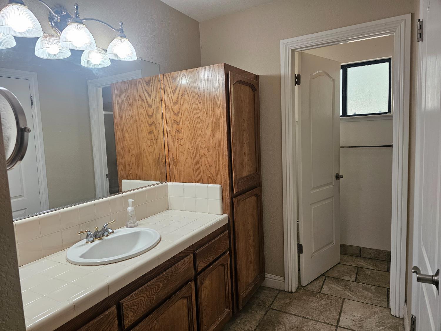 35634 Marciel Ave, Madera, CA 93636