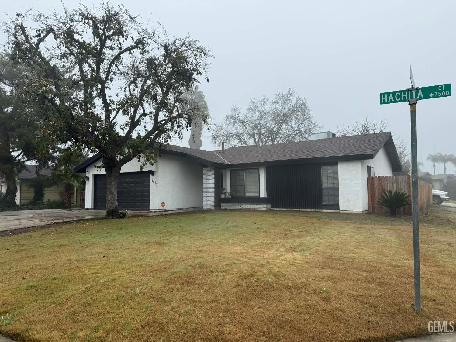 7517 Hachita Ct, Bakersfield, CA 93309